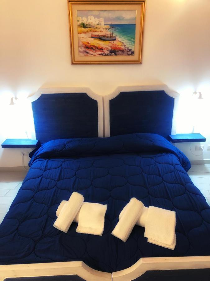レッチェ Palazzo Salia Bed & Breakfast エクステリア 写真