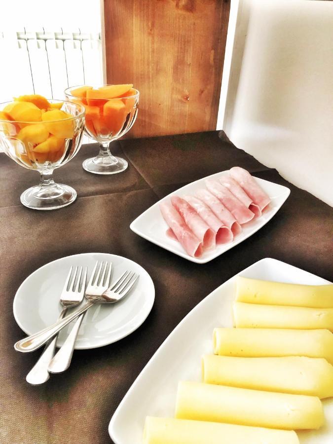 レッチェ Palazzo Salia Bed & Breakfast エクステリア 写真